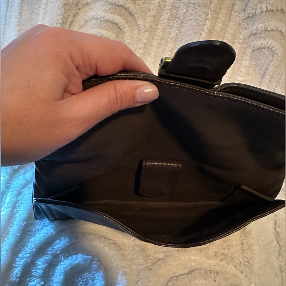 Frye clutch - Picture 5 of 5